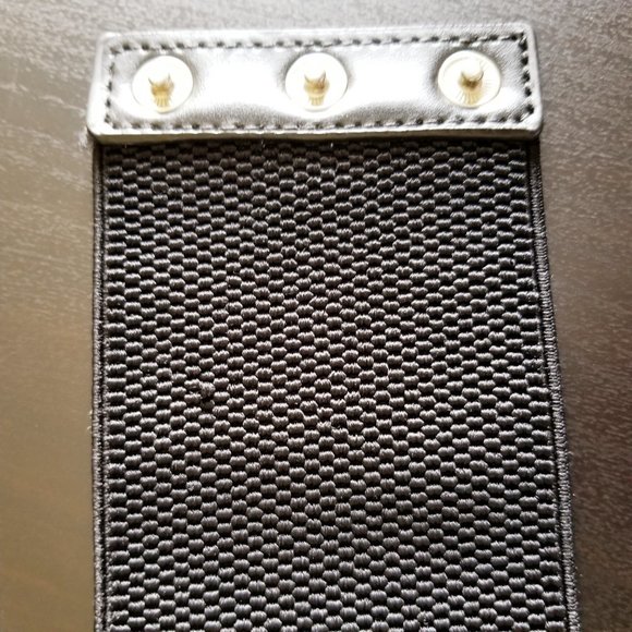 Stretchy Black Waist Cinch Belt with Flower Back Detail. Size ML. - Picture 6 of 7